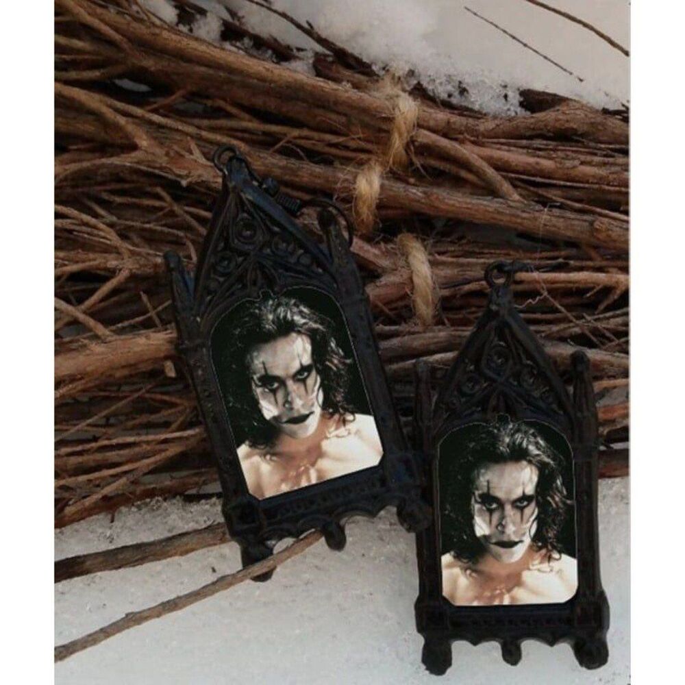 The Crow Earrings Brandon Lee Jewelry Darkness Pop Culture Fineries